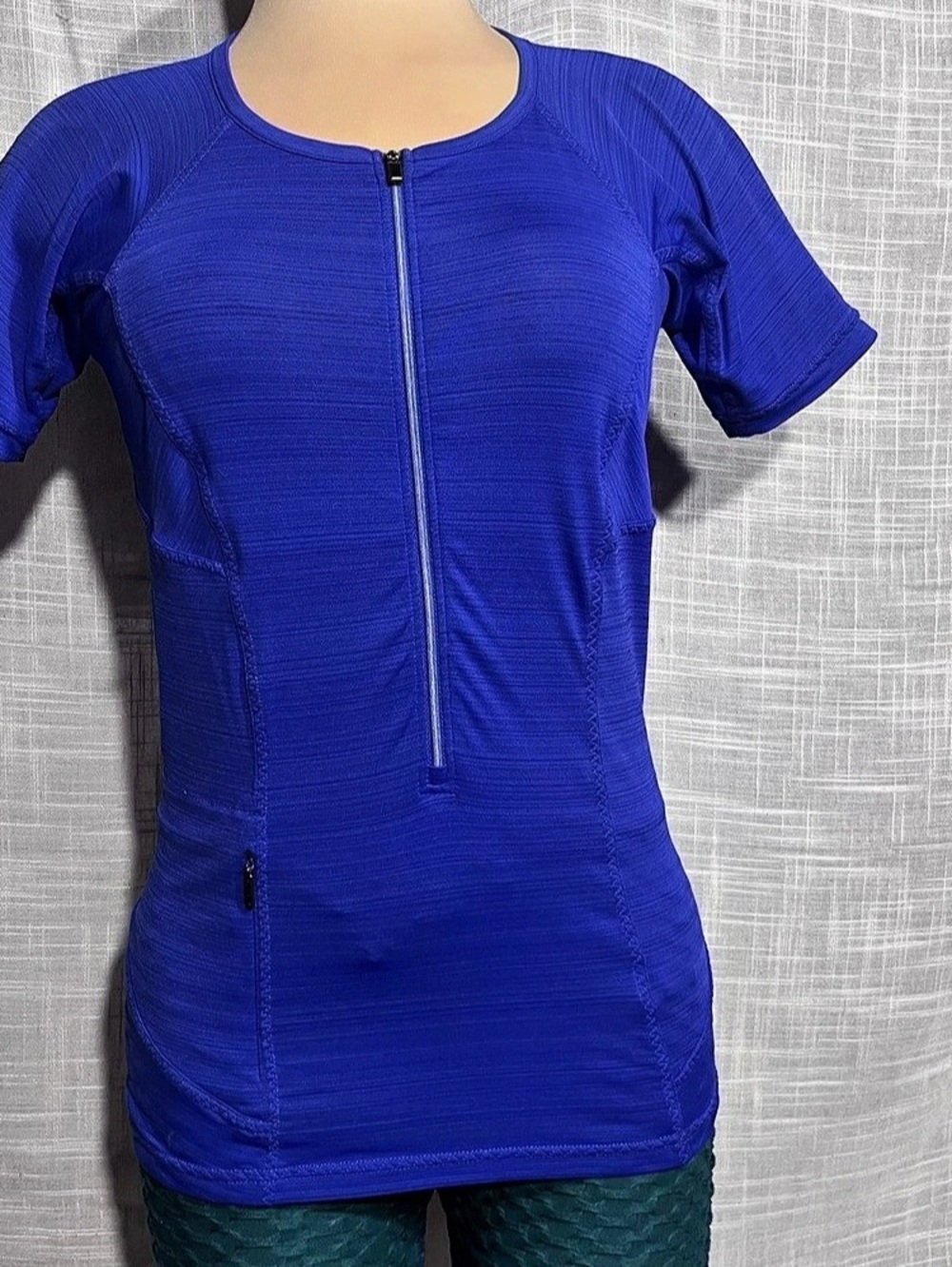 Athleta Pacifica Contoured Tee Blue Athletic Top XS